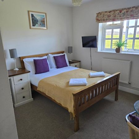 Wayside B&B Salhouse Esterno foto